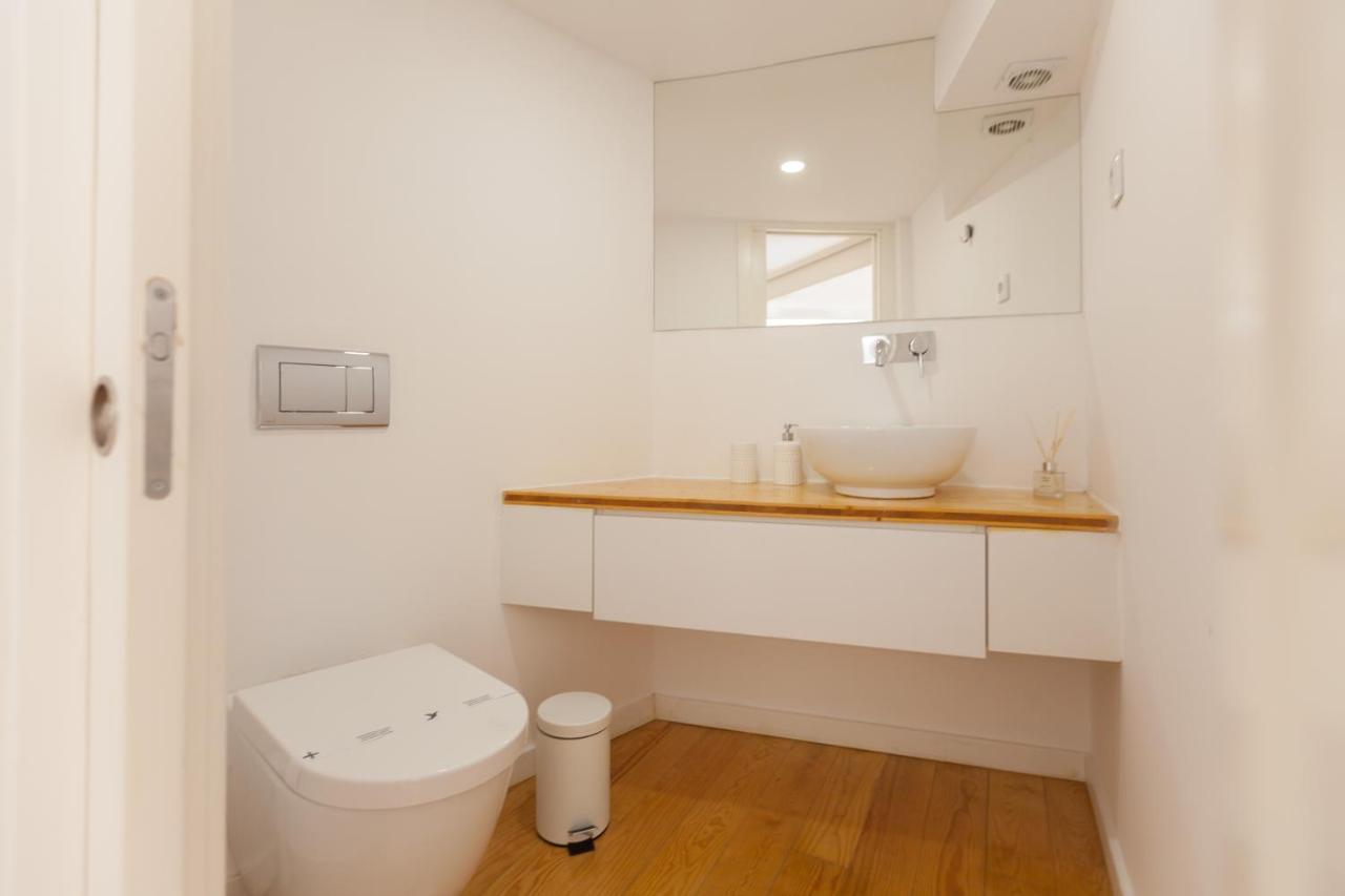 Flh Graca Lovely Apartment III ลิสบอน ภายนอก รูปภาพ
